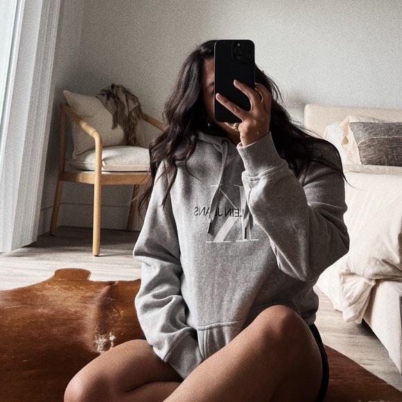 Calvin Klein Tops - Calvin Klein Heather Grey Hoodie